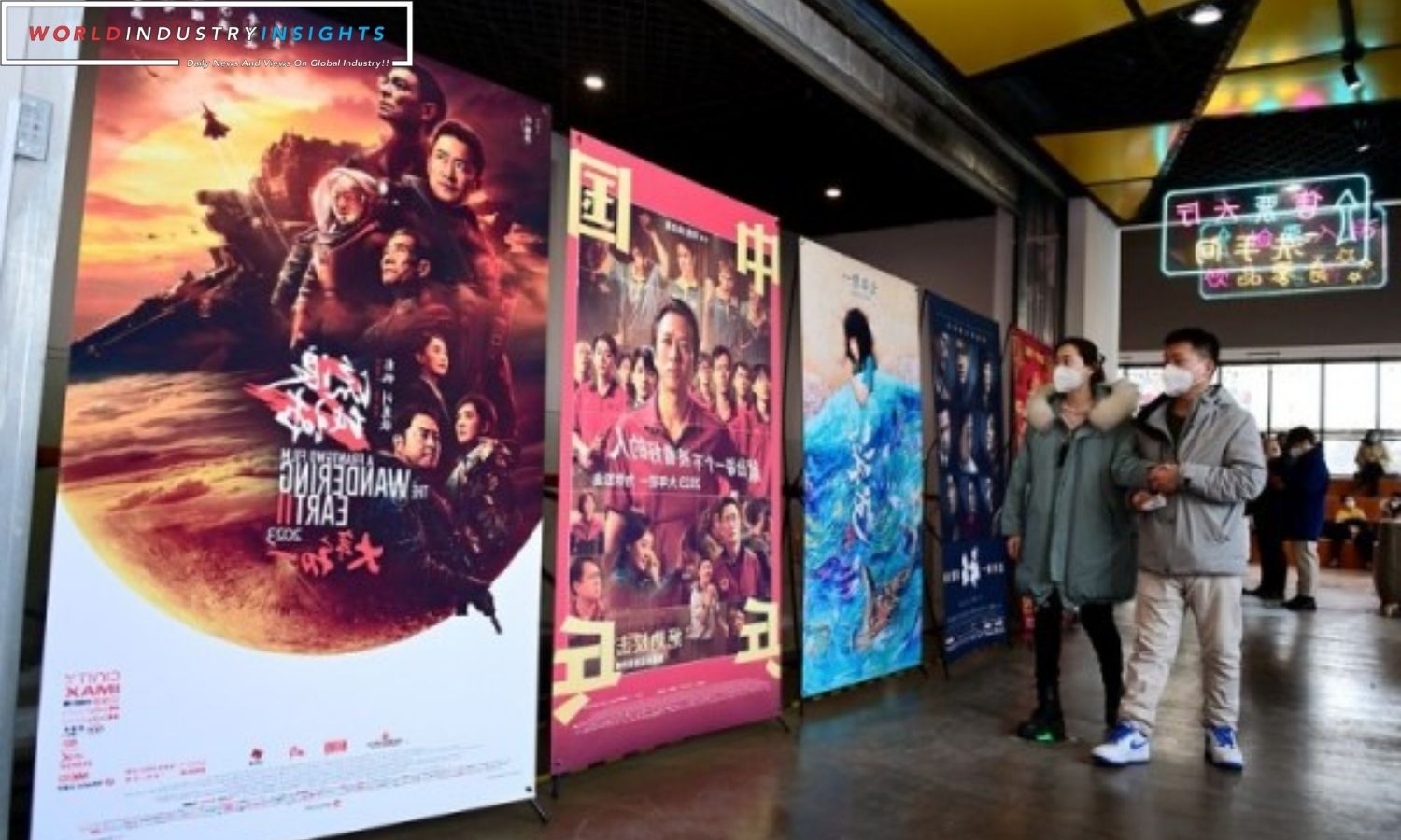 Chinese Cinemas Flourish Amid Economic Challenges