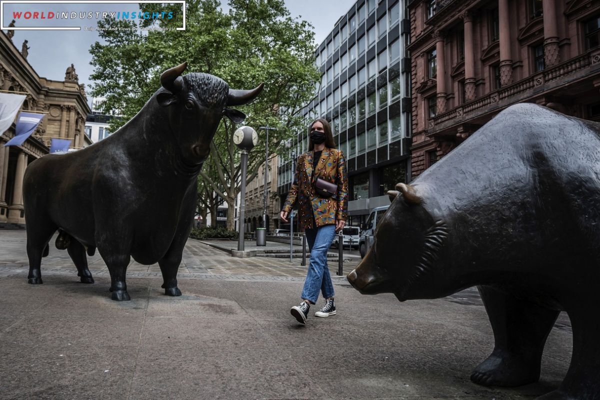 Wall Street's Modest Rally