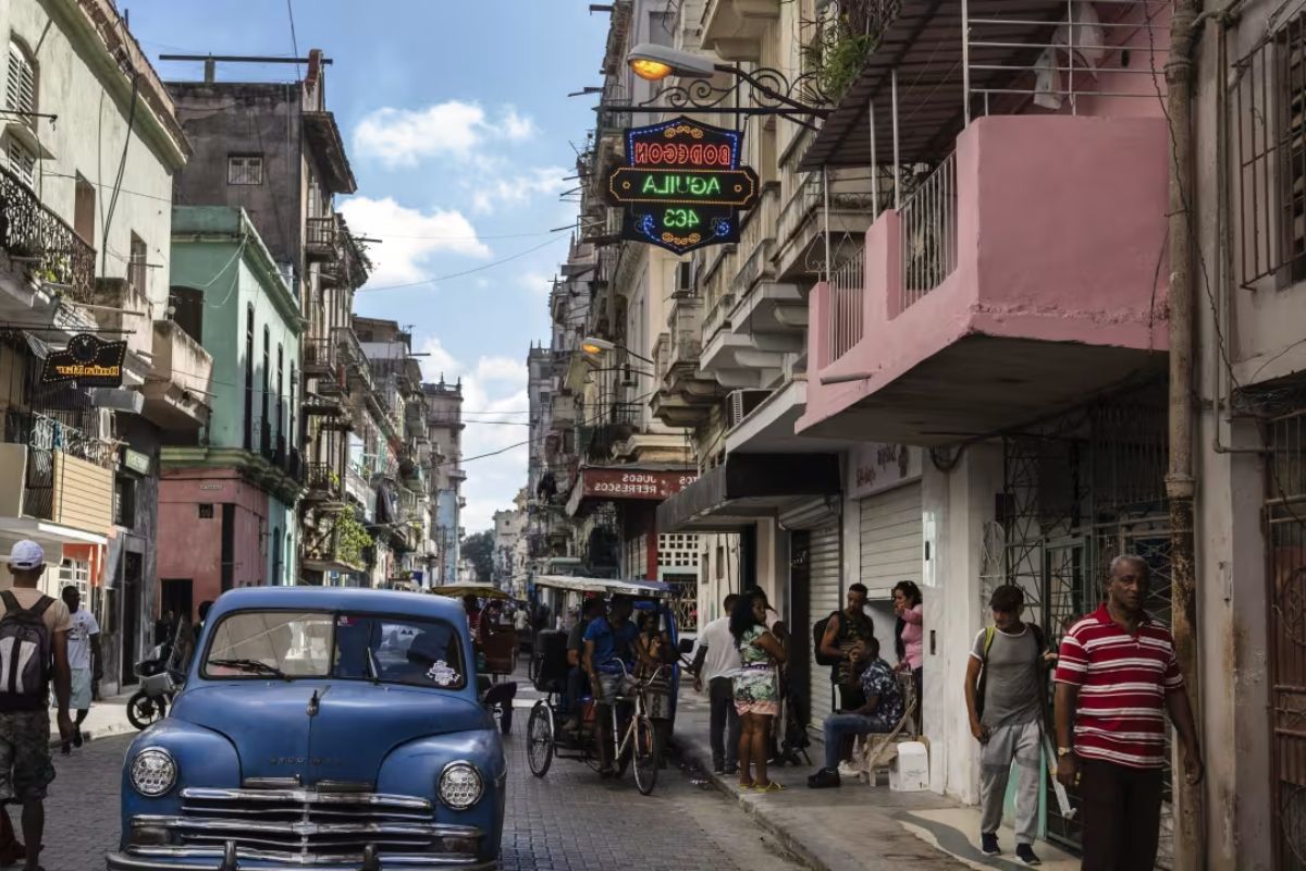 Cubans Prepare for Economic Jolt