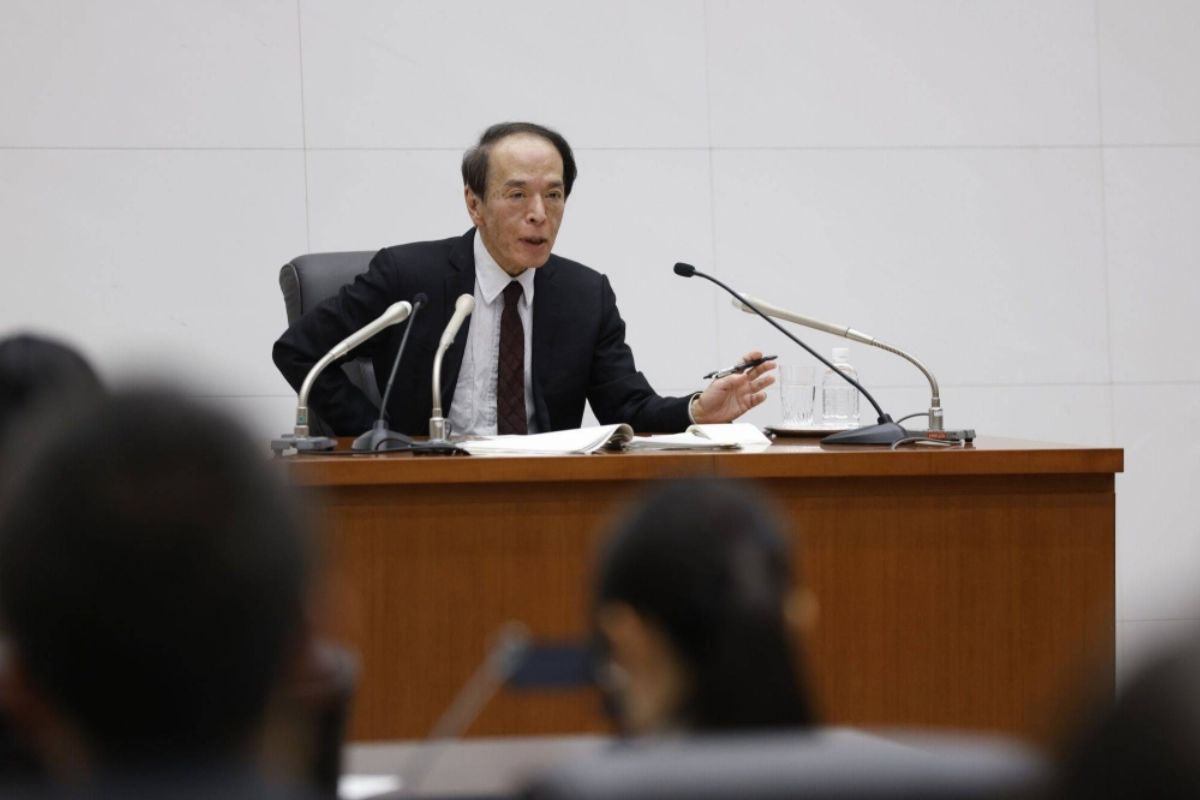 OECD Urges Japan's Central Bank