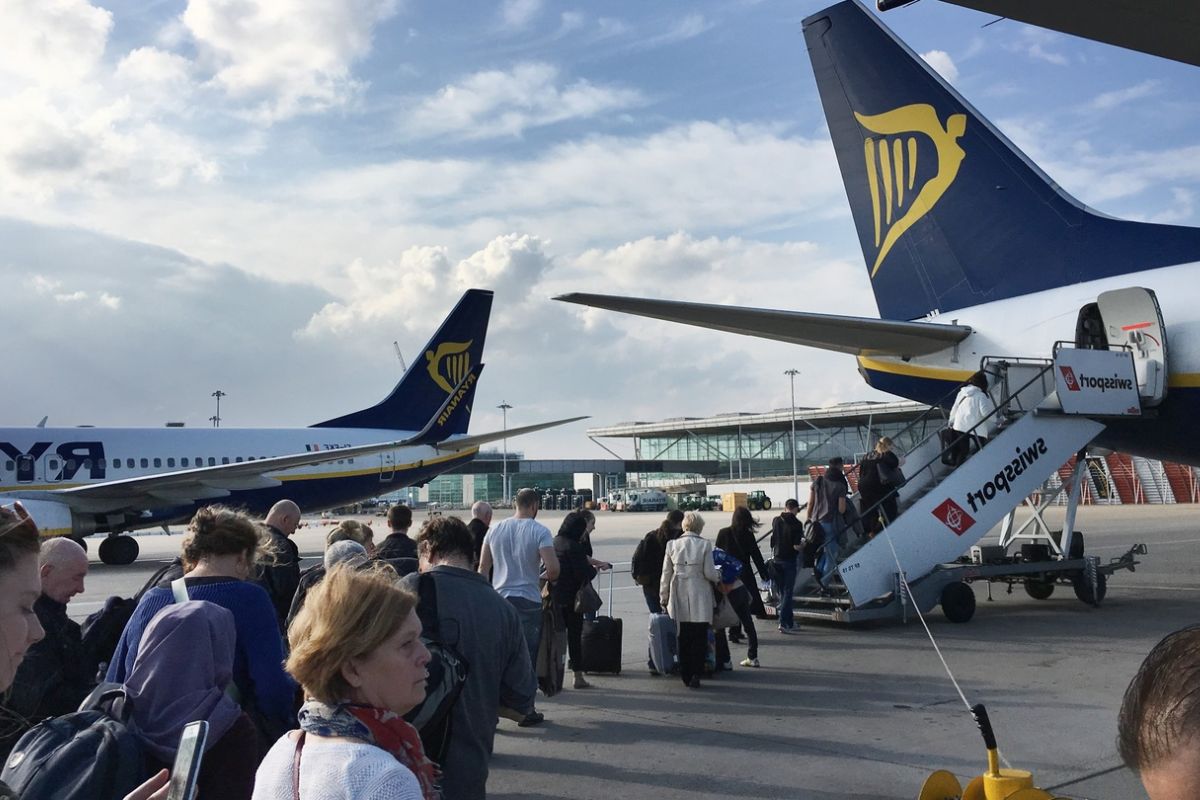 Ryanair Foresees a Shortfall