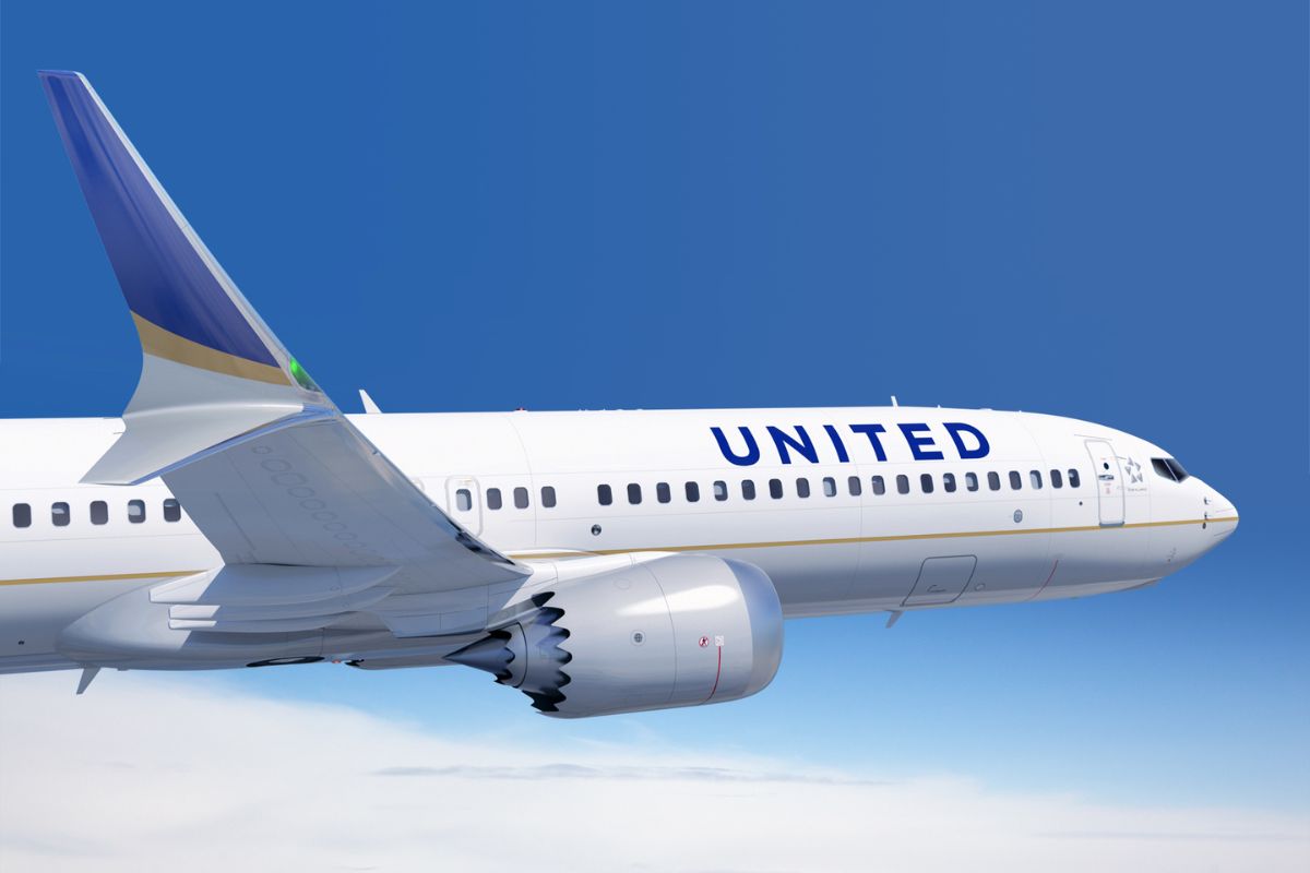 United Airlines Faces Financial