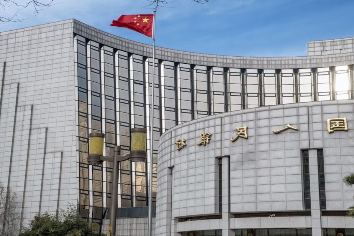 China's Central Bank Holds Firm