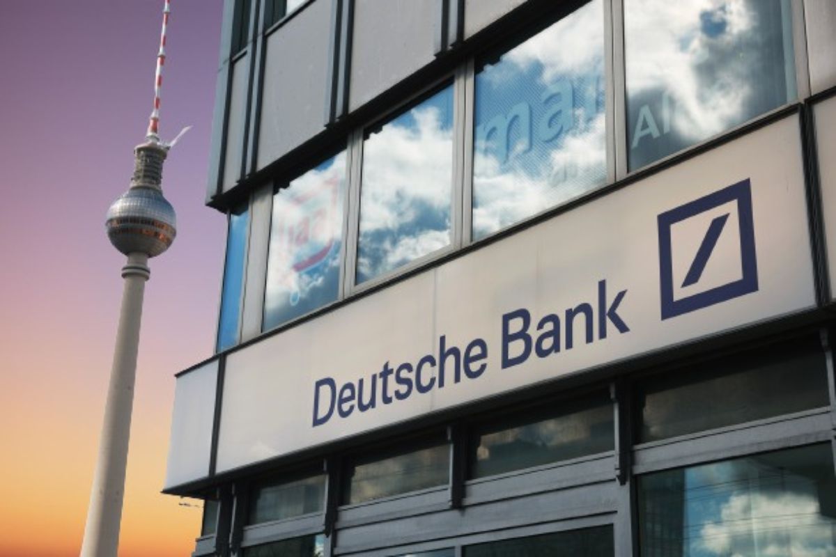 Deutsche Bank Plans 3500 Job Cuts