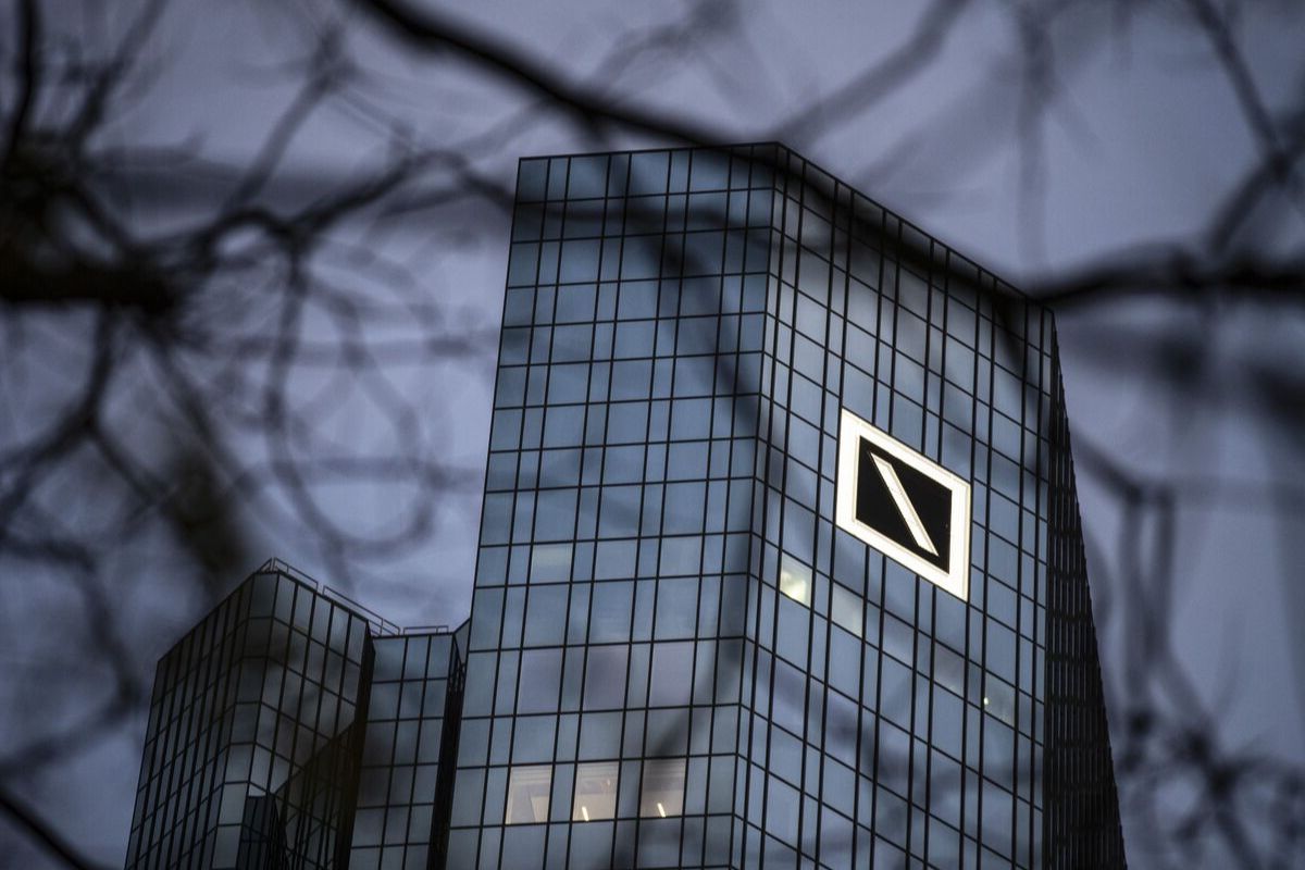 Deutsche Bank Plans 3500 Job Cuts