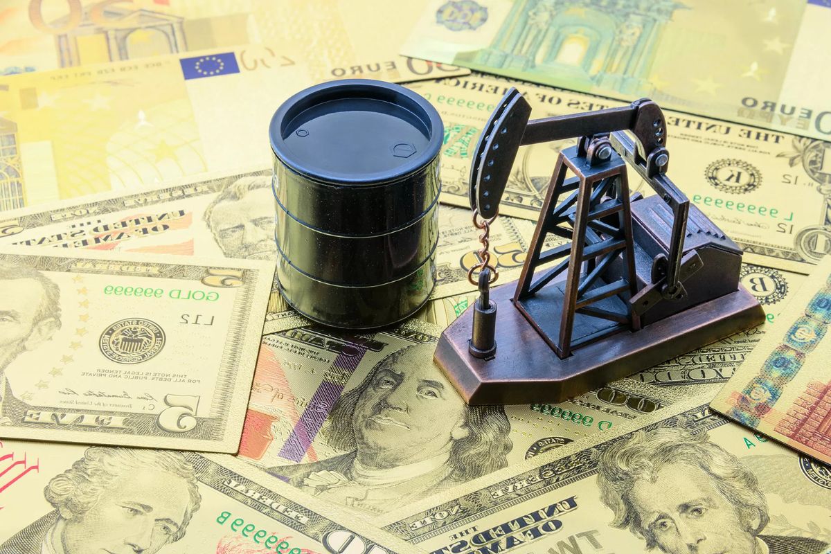 Dollar Surge Rocks Oil Prices