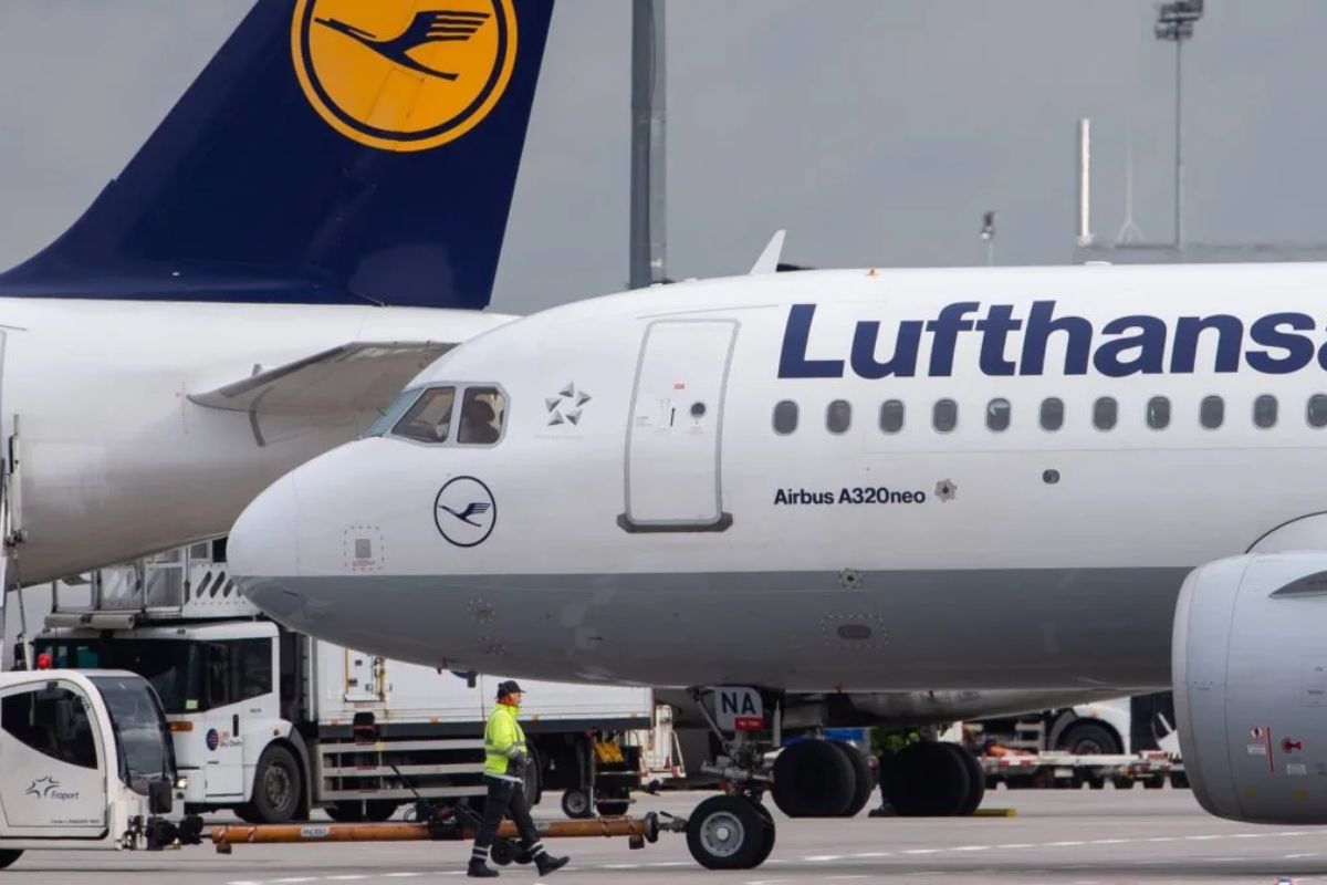 Lufthansa's Profit Crisis