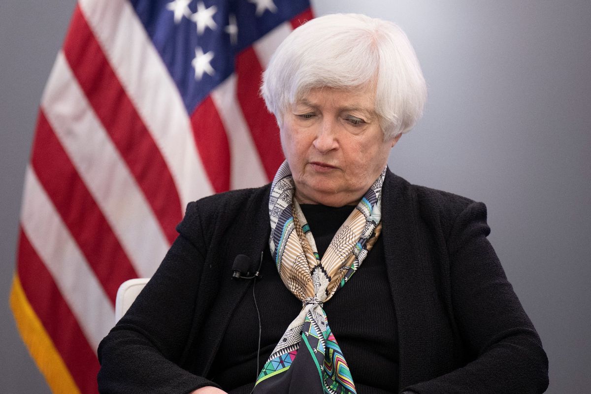 Yellen's Urgent G20 Mission