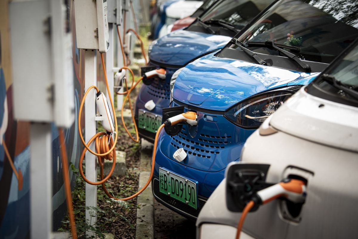 China's Electric Car Boom Hits