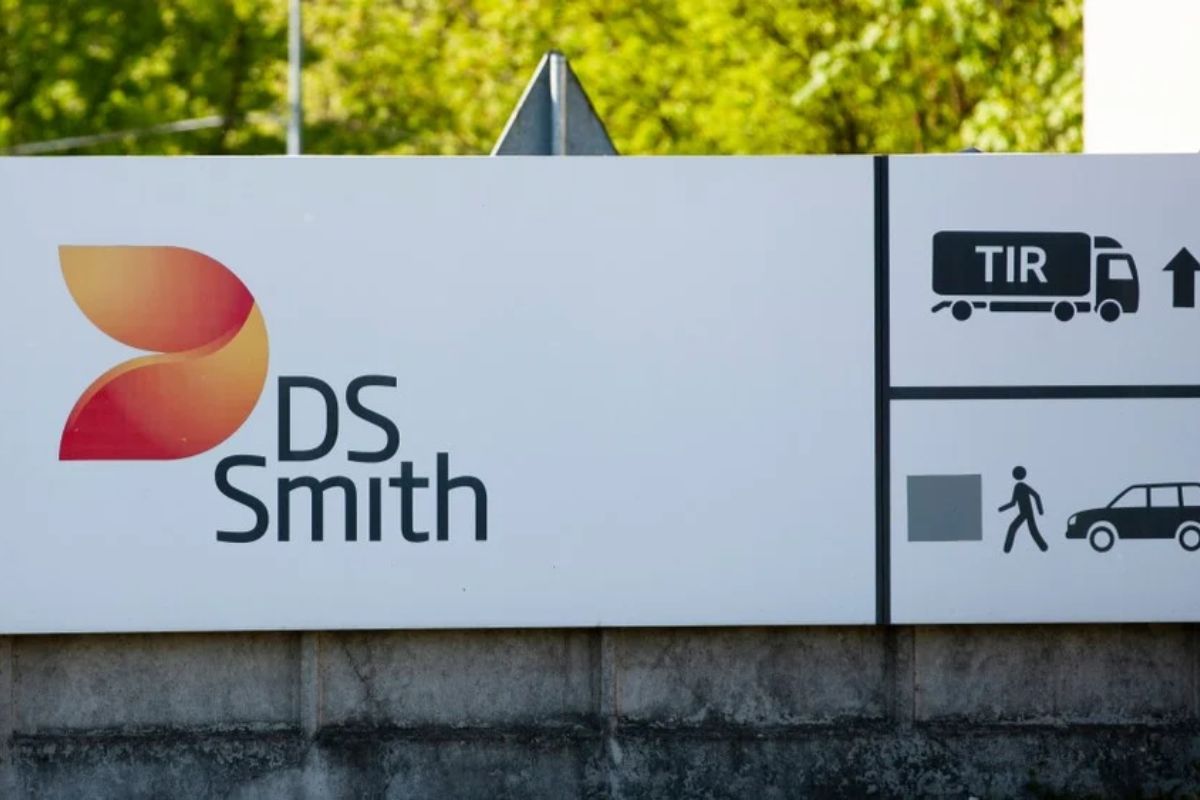 DS Smith Shares Soar