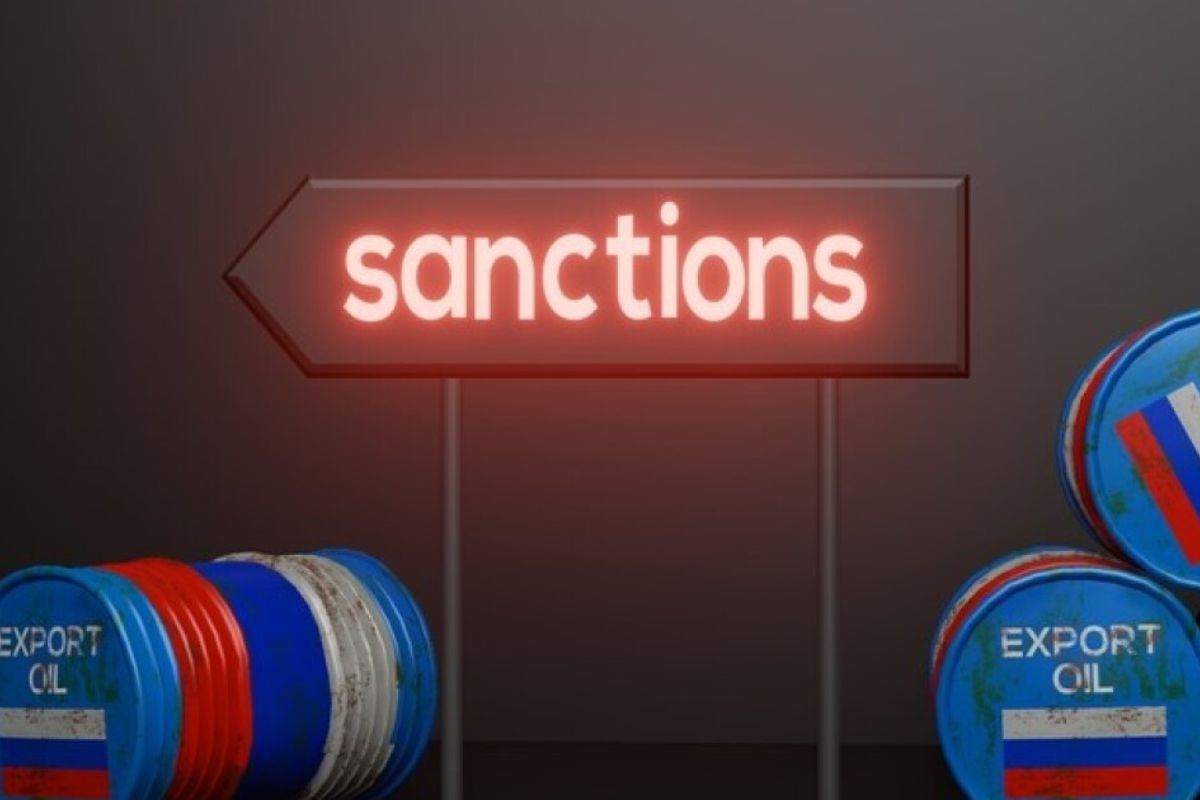 Russia Oil Fleet Escapes Sanctions