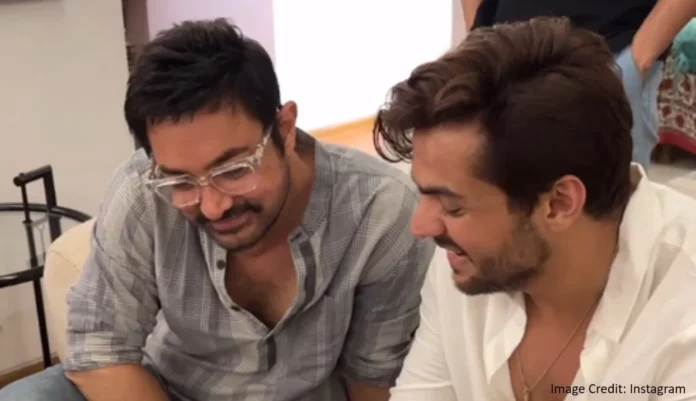 Aamir Khan spotted in Mumbai as a caveman