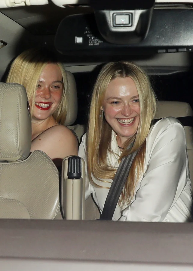Elle Fanning Dakota Fanning reunion Elle Fanning Dakota Fanning reunion