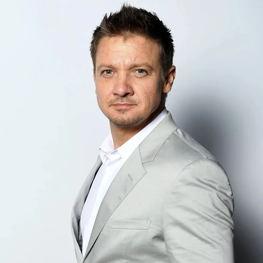 image-of-jeremy-renner-12-07-2025 Jeremy Renner