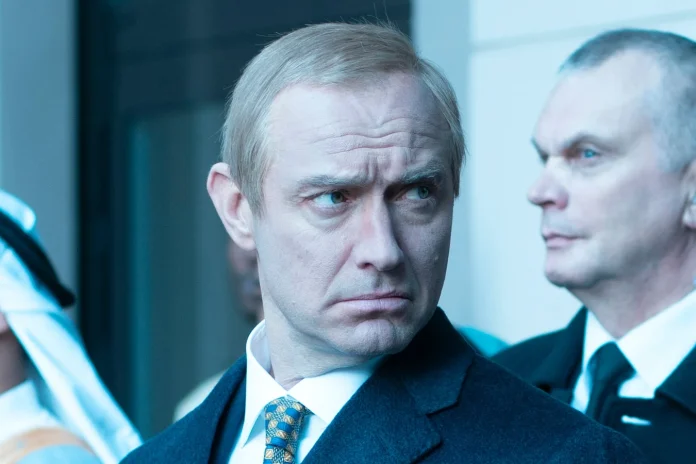 Jude Law playing Vladimir Putin