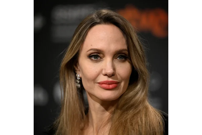 Image of Angelina Jolie