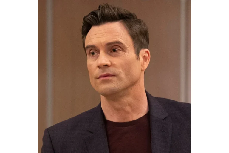 Image of Beck Bennett