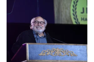 Danny DeVito’s Viral Scooter Ride Delights Fans Online