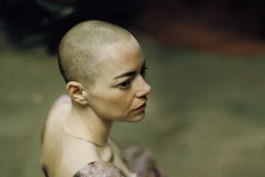 Emma Stone Shaved Her Head for Bugonia—The Real Story