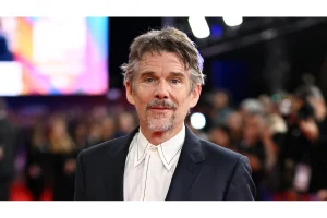Ethan Hawke Honored With Career Achievement Award at Palm Springs