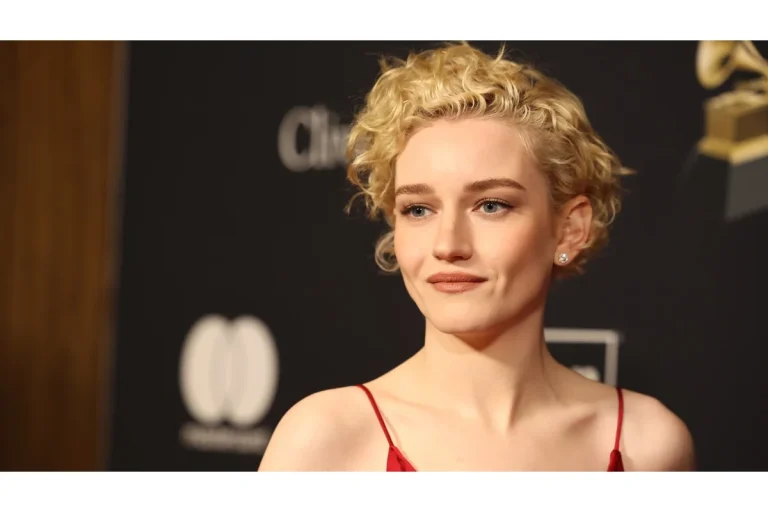 Image of Julia Garner