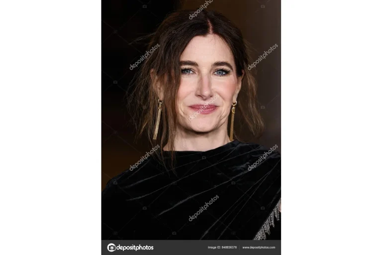 Image of Kathryn Hahn