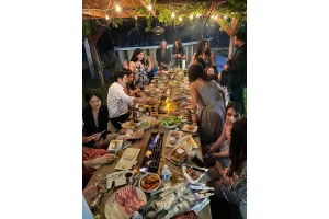 Mandy Moore Shares Heartwarming Thanksgiving Family Photos