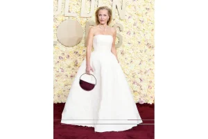 Gillian Anderson’s Golden Globes Dress Recreated in Wax