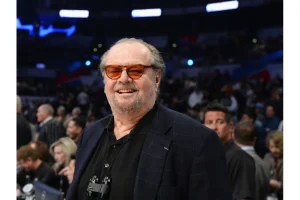 Jack Nicholson Makes Rare Appearance at 88 in Family Photo