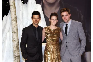Kristen Stewart Reacts to Twilight’s Cringiest Lines in Interview