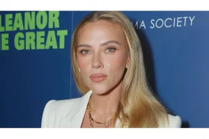 Scarlett Johansson in Talks to Join DC Universe’s Batman Sequel