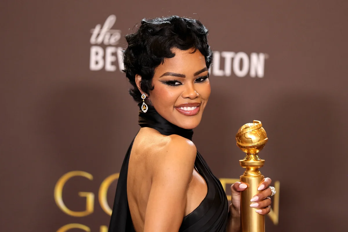 Angela Bassett
