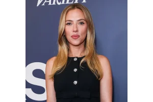 Zoe Saldaña Tops Scarlett Johansson in Box Office Rankings