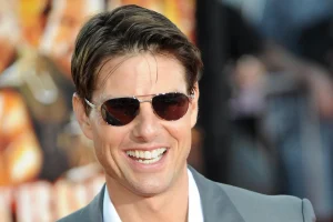 Tom Cruise Unrecognizable in Digger, His 50th Film Milestone