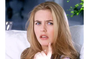 Alicia Silverstone Saves Pregnant Dog from Shelter Death