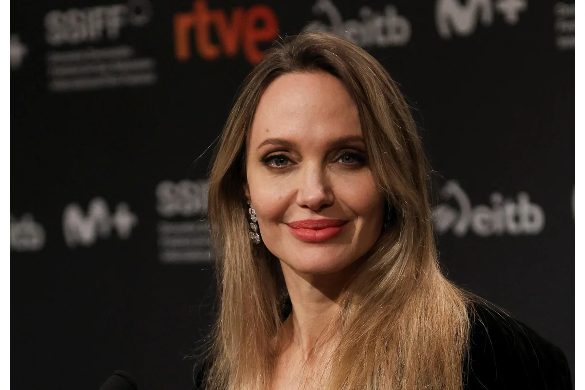 Angelina Jolie