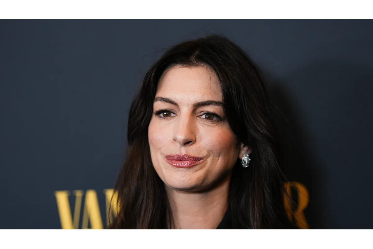 Anne Hathaway