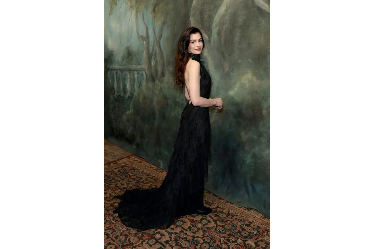 Anne Hathaway