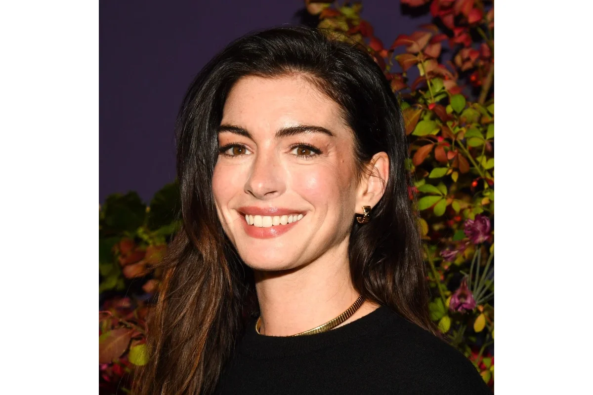 Anne Hathaway