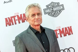 why michael douglas thanked oliver stone s harsh critique