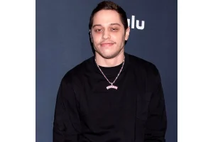 Pete Davidson’s Girlfriend Opens Up on Breastfeeding Guilt