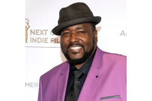 Quinton Aaron Fully Alert After Spinal Stroke Scare