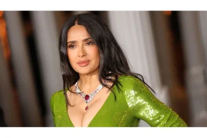 Salma Hayek Backs Mexico S New 30 Cinema Tax Break