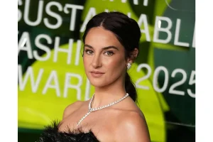 Aaron Rodgers Fires Back At Shailene Woodley Move On