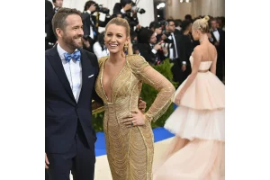 Blake Lively Cheers Wrexham in Star-Studded Fashion Week Mix
