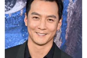 Daniel Wu Replaces Takuya Kimura in Twilight Warriors Finale