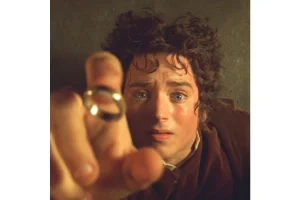 Elijah Wood Drops Big Hint at Frodo Return in LOTR Film
