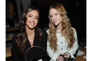 Hailee Steinfeld Shares Cozy Backyard Moment Ahead of Baby