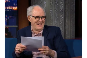 john lithgow portrays roald dahl s dark side in broadway s giant