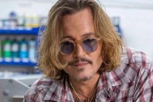 Christina Applegate Reveals Secret Teenage Crush on Johnny Depp